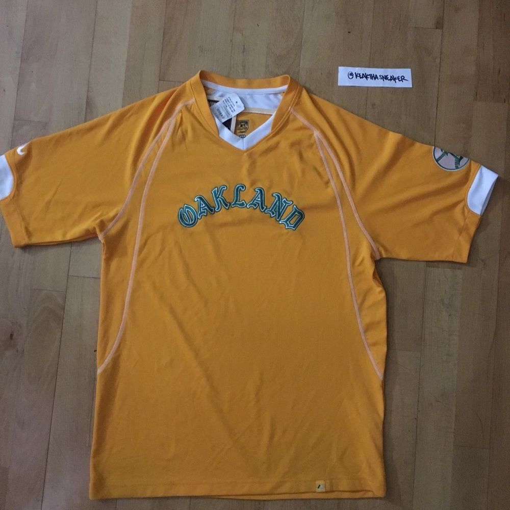 Oakland Athletics yellow jersey Cooperstown medium